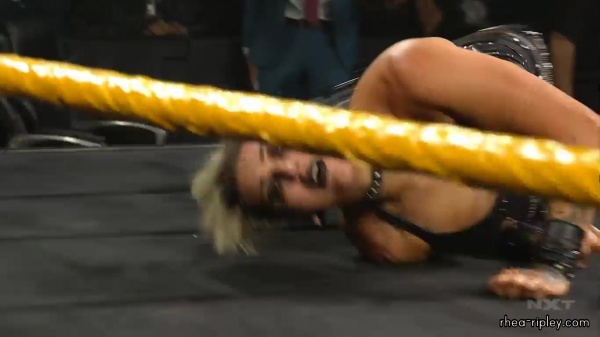 WWE_NXT_NOV__182C_2020_3103.jpg