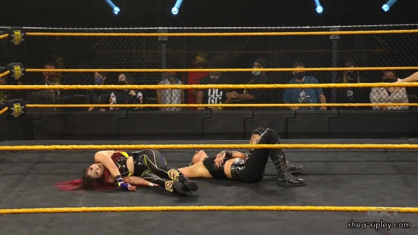 WWE_NXT_NOV__182C_2020_3147.jpg