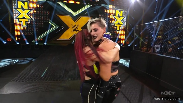 WWE_NXT_NOV__182C_2020_3309.jpg