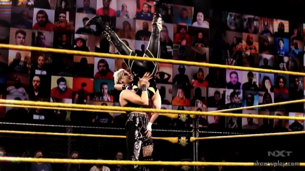 WWE_NXT_NOV__252C_2020_0077.jpg