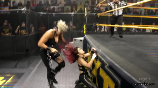 WWE_NXT_NOV__252C_2020_0104.jpg