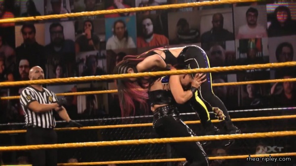 WWE_NXT_NOV__252C_2020_0137.jpg