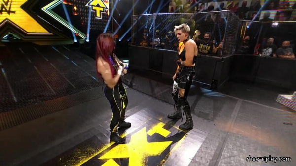 WWE_NXT_NOV__252C_2020_0315.jpg