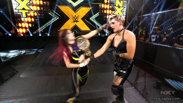 WWE_NXT_NOV__252C_2020_0325.jpg