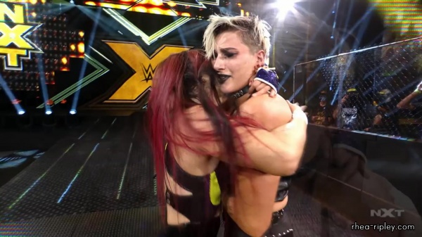 WWE_NXT_NOV__252C_2020_0331.jpg