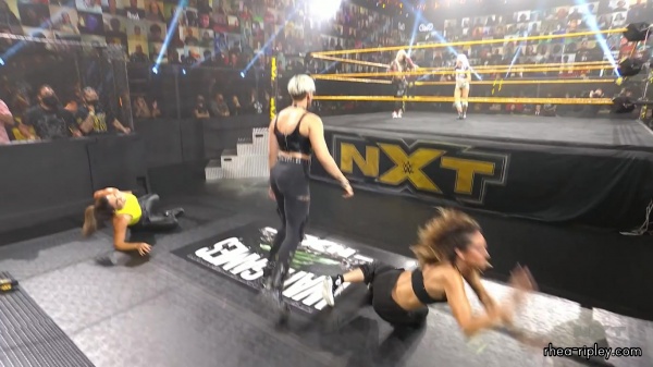 WWE_NXT_NOV__252C_2020_0872.jpg