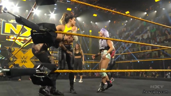 WWE_NXT_NOV__252C_2020_1020.jpg