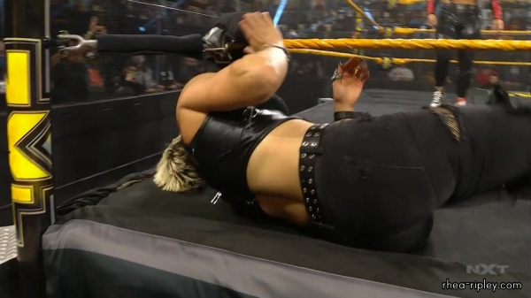 WWE_NXT_NOV__252C_2020_1031.jpg