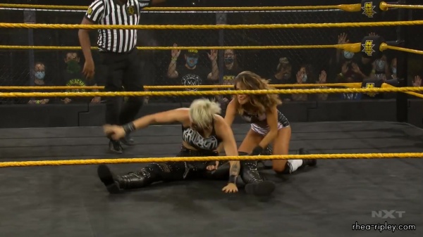 WWE_NXT_OCT__072C_2020_1423.jpg