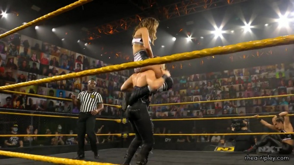 WWE_NXT_OCT__072C_2020_1834.jpg