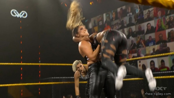 WWE_NXT_OCT__072C_2020_2009.jpg