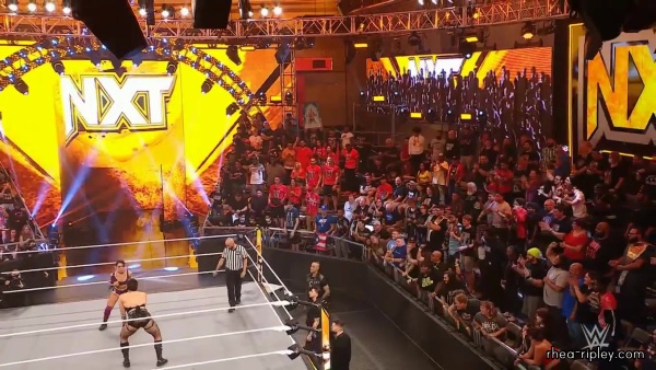 WWE_NXT_OCT__182C_2022_0458.jpg