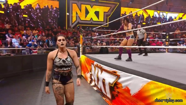WWE_NXT_OCT__182C_2022_0909.jpg