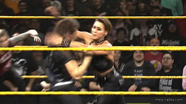 WWE_NXT_OCT__212C_2020_051.jpg
