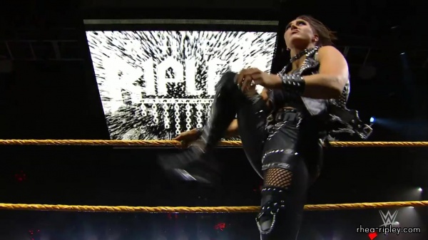 WWE_NXT_OCT__232C_2019_0215.jpg