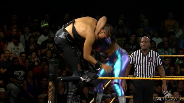 WWE_NXT_OCT__232C_2019_0897.jpg