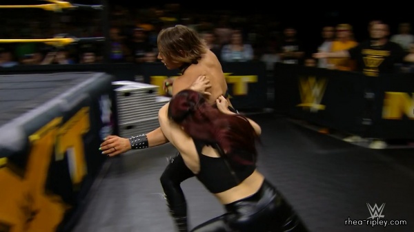 WWE_NXT_OCT__232C_2019_1560.jpg