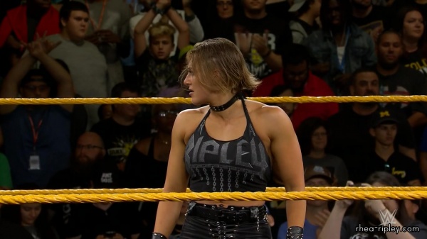 WWE_NXT_OCT__232C_2019_1842.jpg