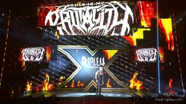 WWE_NXT_OCT__282C_2020_0410.jpg