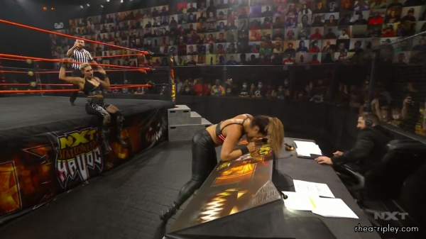 WWE_NXT_OCT__282C_2020_1055.jpg