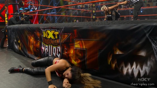 WWE_NXT_OCT__282C_2020_2025.jpg