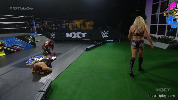 WWE_NXT_TAKEOVER__IN_YOUR_HOUSE_JUN__072C_2020_2952.jpg
