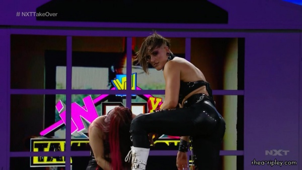 WWE_NXT_TAKEOVER__IN_YOUR_HOUSE_JUN__072C_2020_3412.jpg