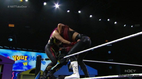WWE_NXT_TAKEOVER__IN_YOUR_HOUSE_JUN__072C_2020_3421.jpg