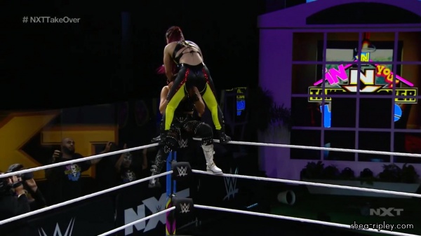 WWE_NXT_TAKEOVER__IN_YOUR_HOUSE_JUN__072C_2020_3486.jpg