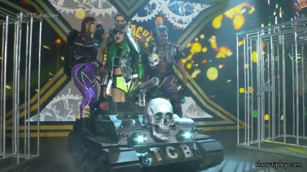 WWE_NXT_TAKEOVER__WARGAMES_2020_DEC__062C_2020_0385.jpg