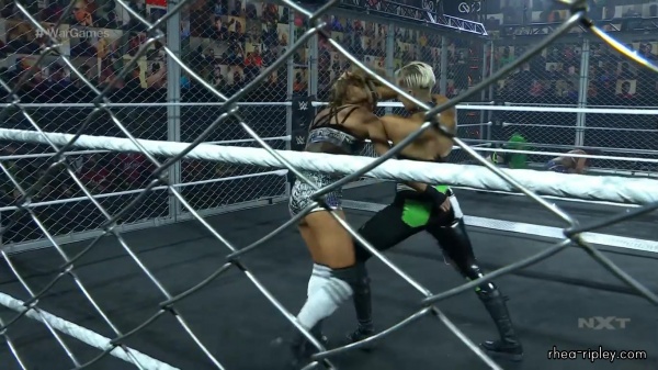 WWE_NXT_TAKEOVER__WARGAMES_2020_DEC__062C_2020_2369.jpg