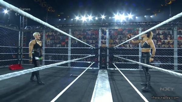 WWE_NXT_TAKEOVER__WARGAMES_2020_DEC__062C_2020_2632.jpg
