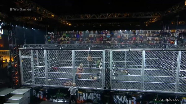 WWE_NXT_TAKEOVER__WARGAMES_2020_DEC__062C_2020_2892.jpg