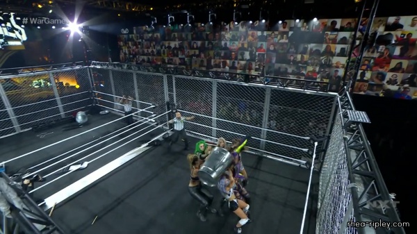 WWE_NXT_TAKEOVER__WARGAMES_2020_DEC__062C_2020_4132.jpg