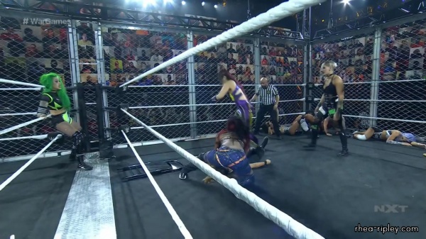 WWE_NXT_TAKEOVER__WARGAMES_2020_DEC__062C_2020_4393.jpg