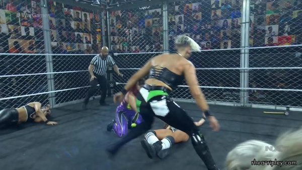 WWE_NXT_TAKEOVER__WARGAMES_2020_DEC__062C_2020_5466.jpg