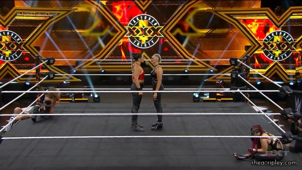 WWE_NXT_TAKEOVER__XXX_AUG__222C_2020_112.jpg