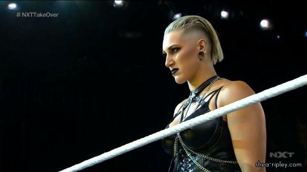 WWE_NXT_TAKEOVER__XXX_AUG__222C_2020_260.jpg