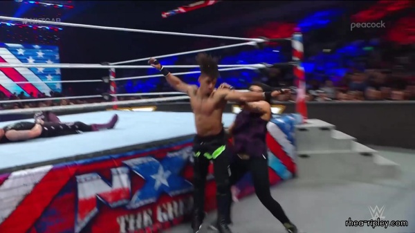 WWE_NXT_The_Great_American_Bash_2023_1080p_WEB_x264-NWCHD_2920.jpg