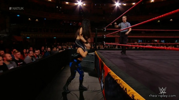 WWE_NXT_UK_DEC__262C_2018_1031.jpg