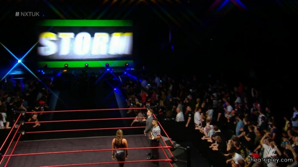 WWE_NXT_UK_NOV__282C_2018_0197.jpg