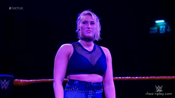 WWE_NXT_UK_NOV__282C_2018_0400.jpg