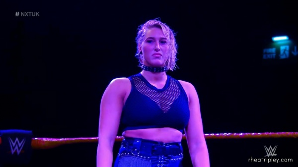 WWE_NXT_UK_NOV__282C_2018_0401.jpg