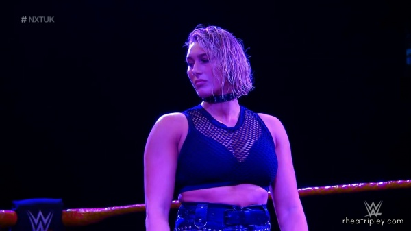 WWE_NXT_UK_NOV__282C_2018_0435.jpg