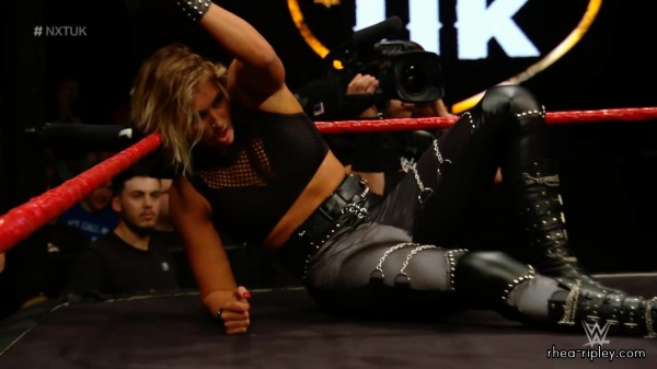 WWE_NXT_UK_NOV__282C_2018_1589.jpg