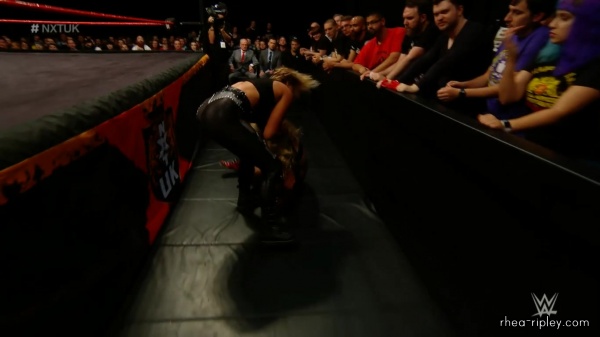 WWE_NXT_UK_NOV__282C_2018_1816.jpg