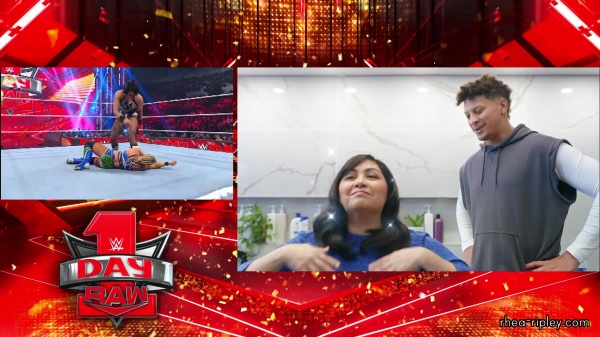 WWE_RAW_2024_01_01_1080p_WEB_h264-HEEL_2075.jpg