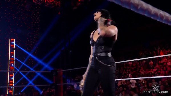 WWE_RAW_2024_01_15_1080p_HDTV_h264-Star_part_3_000463.jpg
