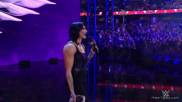 WWE_RAW_2024_01_29_1080p_HDTV_h264-Star_part_2_000152.jpg