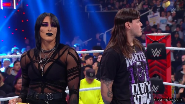 WWE_RAW_2024_02_26_1080p_HDTV_h264-Star_0705.jpg